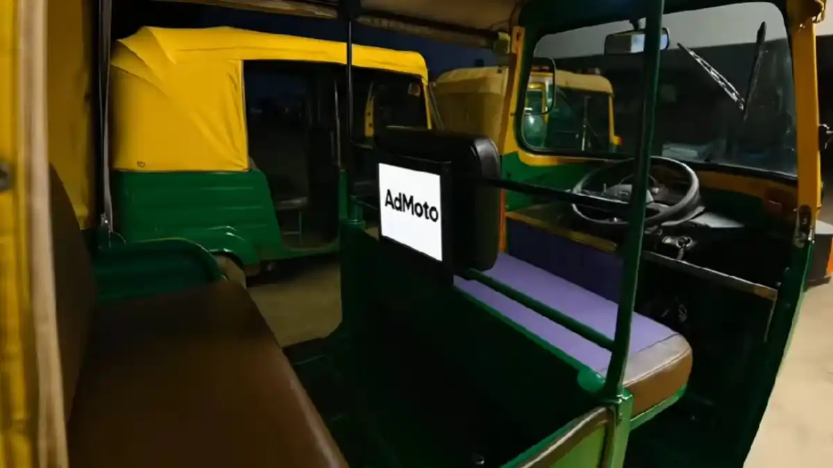 AdMoto Auto Rickshaw Display